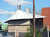 Casa embudo