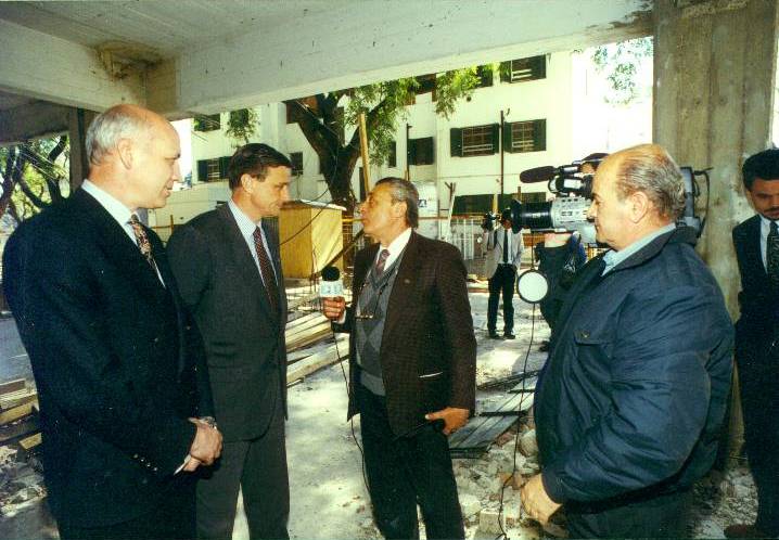 discutiendo_y_defendiendo-2.jpg